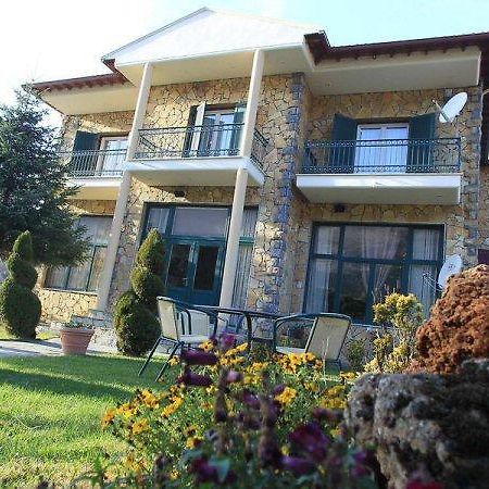 Krystal Hotel Krystallopigi Bagian luar foto