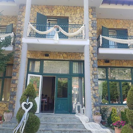 Krystal Hotel Krystallopigi Bagian luar foto