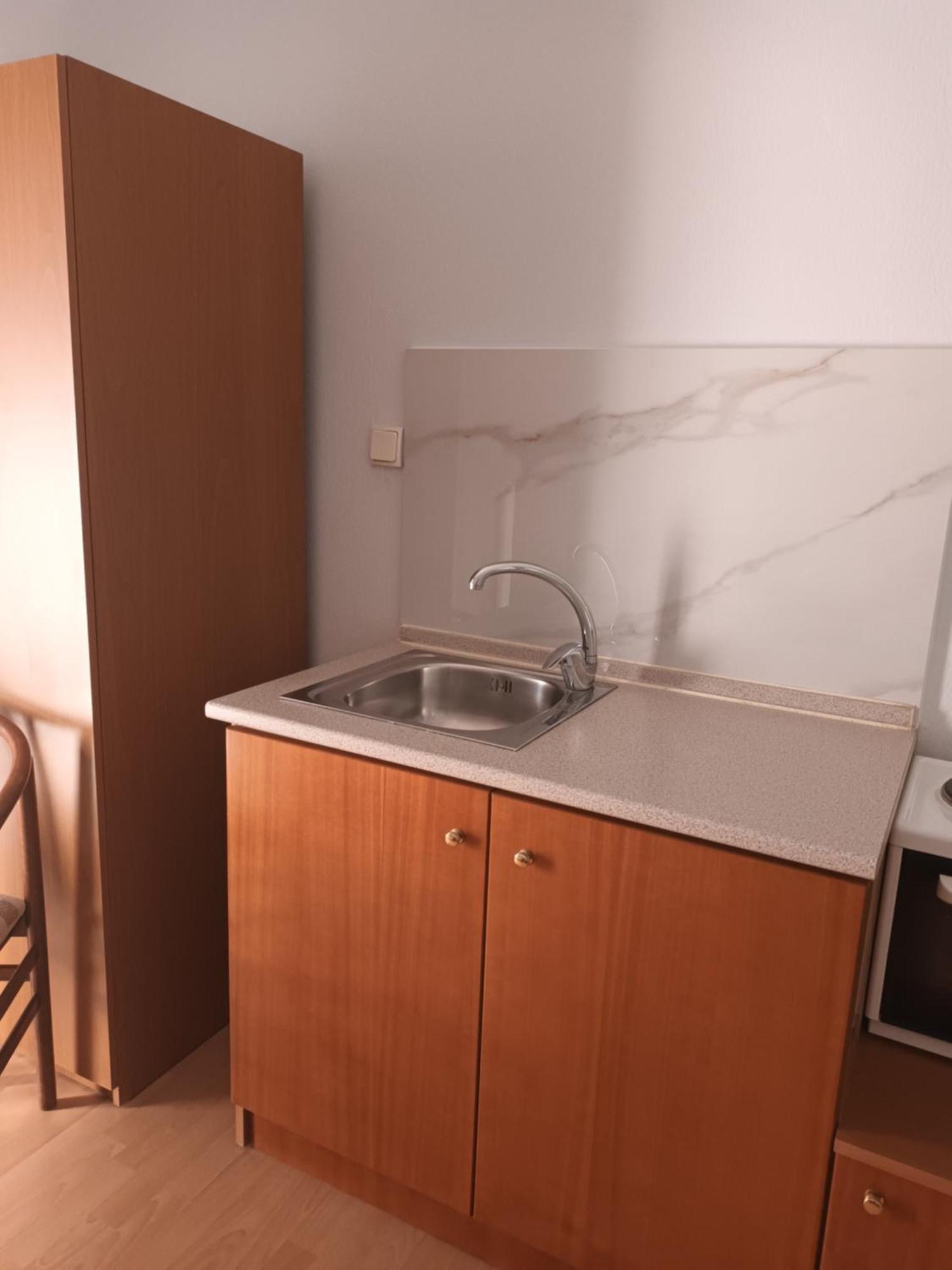 Krystal Hotel Krystallopigi Bagian luar foto
