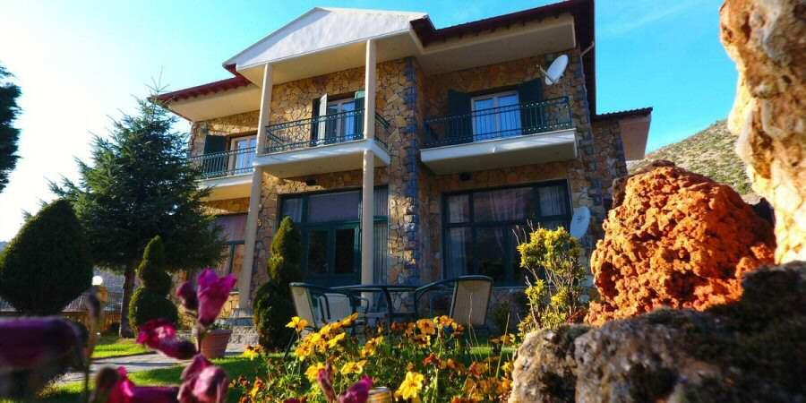 Krystal Hotel Krystallopigi Bagian luar foto