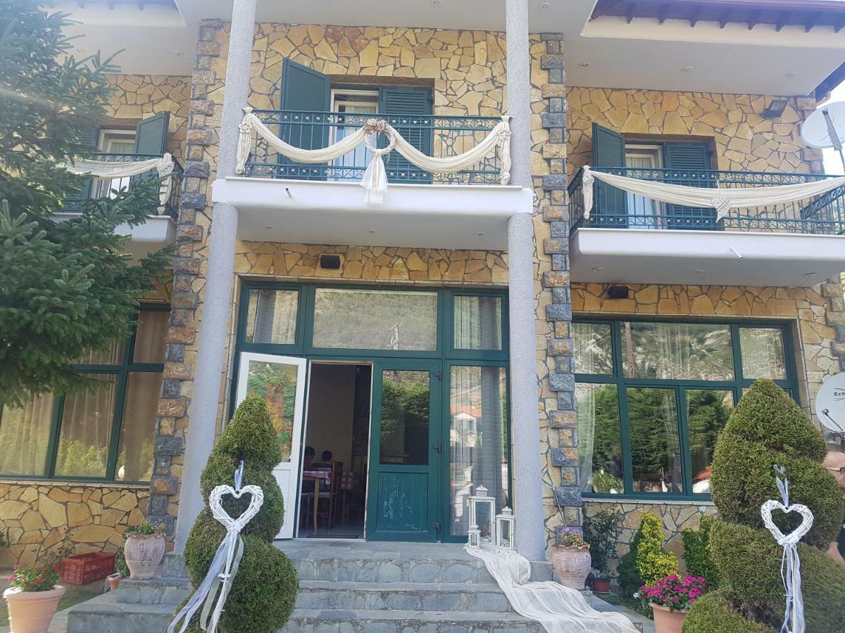 Krystal Hotel Krystallopigi Bagian luar foto